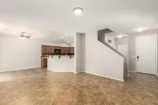 Photo #3: 6396756 Listing