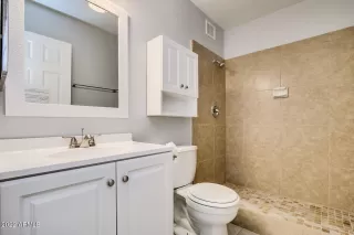 Photo #4: 6396882 Listing 