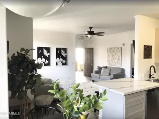 Photo #4: 6397341 Listing