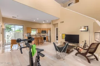 Photo #3: 6397377 Listing 