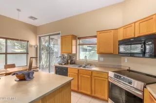 Photo #5: 6397377 Listing 