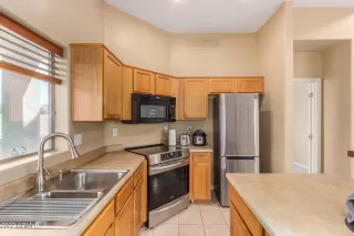 Photo #6: 6397377 Listing 