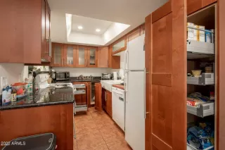 Photo #4: 6397560 Listing