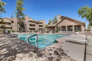 Photo #3: 6397866 Listing