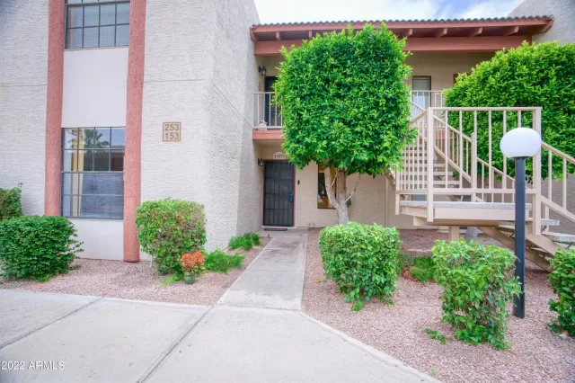 MLS: 6398078 Condo For Sale