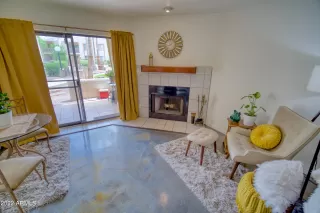 Photo #6: 6398078 Listing