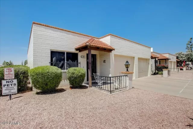 MLS: 6398120 Condo For Sale