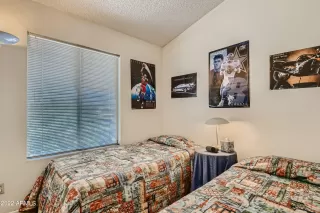 Photo #6: 6398462 Listing 