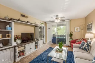 Photo #1: 6398703 Listing