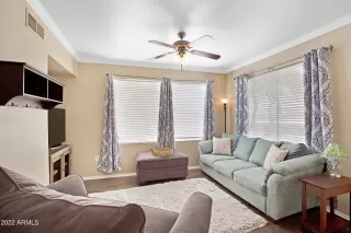 Photo #4: 6398833 Listing