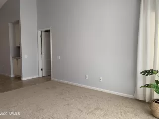 Photo #3: 6398840 Listing