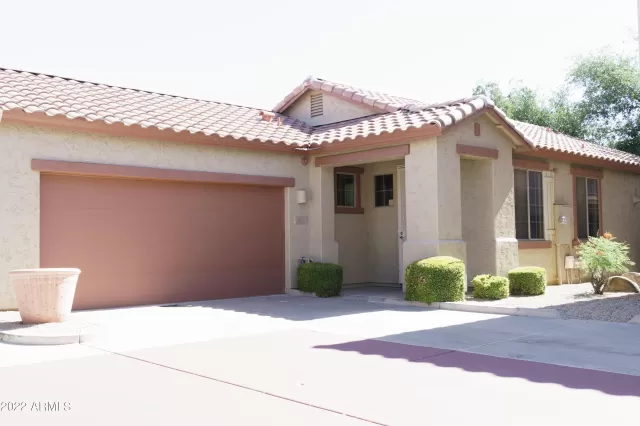 MLS: 6398902 Condo For Sale