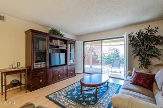 Photo #2: 6398947 Listing