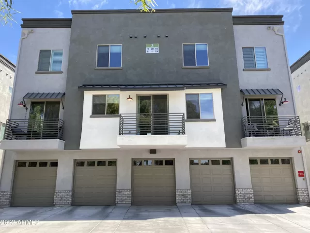 MLS: 6399035 Condo For Sale