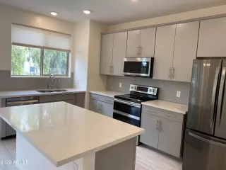 Photo #2: 6399035 Listing