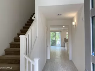 Photo #6: 6399035 Listing