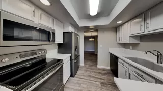 Photo #3: 6399088 Listing 