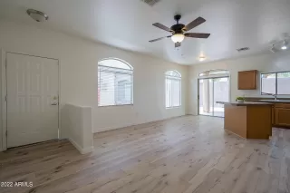 Photo #5: 6399155 Listing