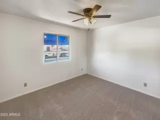 Photo #4: 6399281 Listing