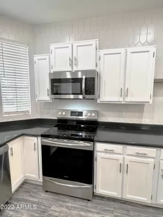 Photo #6: 6399286 Listing 