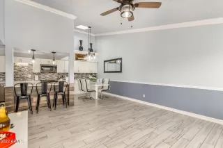 Photo #4: 6399330 Listing