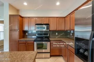 Photo #5: 6399337 Listing