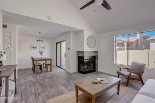 Photo #5: 6399469 Listing