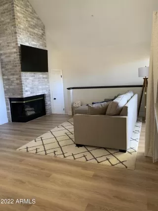 Photo #5: 6399541 Listing 