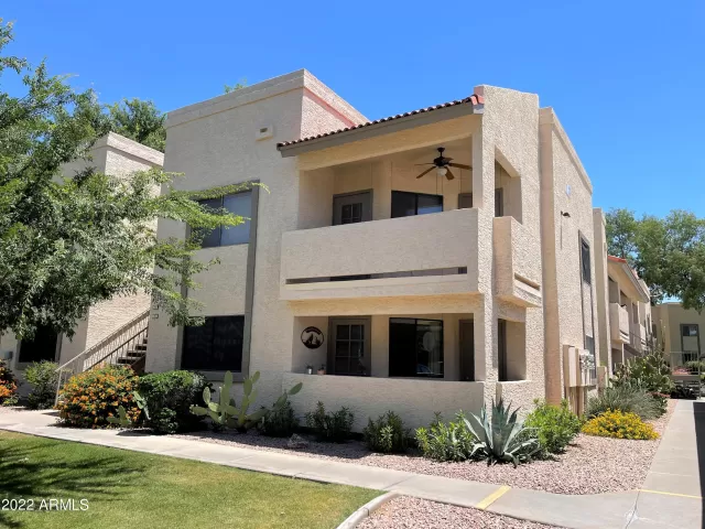 MLS: 6399853 Condo For Sale