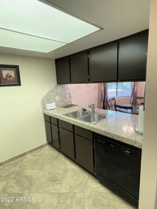 Photo #6: 6399853 Listing