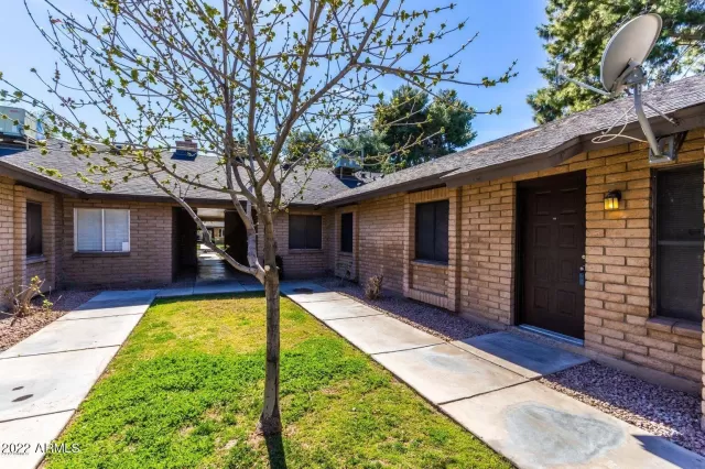 MLS: 6399860 Condo For Sale