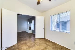 Photo #6: 6399860 Listing