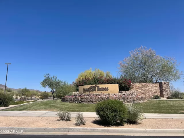 MLS: 6399949 Condo For Sale