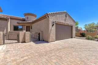 Photo #2: 6399949 Listing 