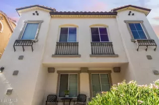 Photo #2: 6400207 Listing
