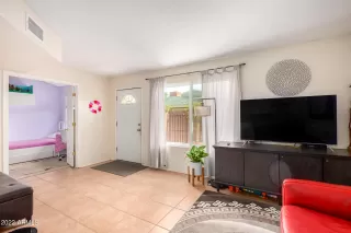 Photo #3: 6400222 Listing 