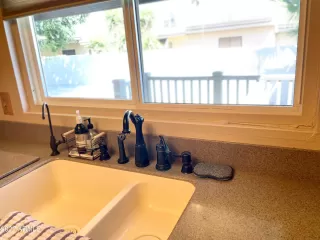 Photo #6: 6400569 Listing 