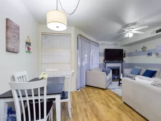 Photo #6: 6400937 Listing