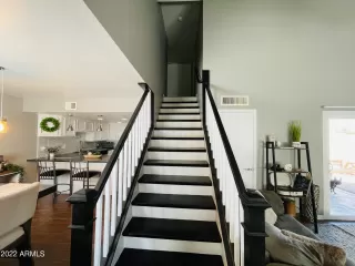 Photo #6: 6400981 Listing