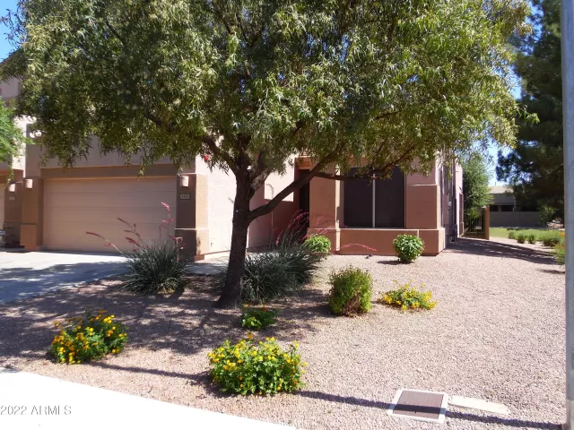 MLS: 6401038 Condo For Sale