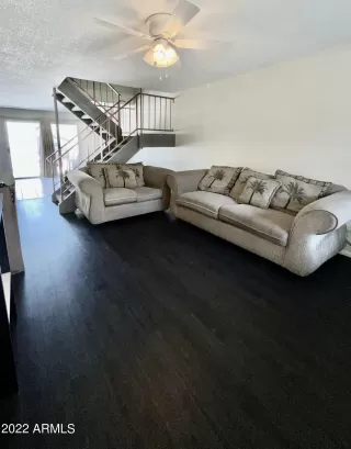 Photo #3: 6401172 Listing