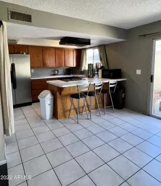 Photo #4: 6401172 Listing