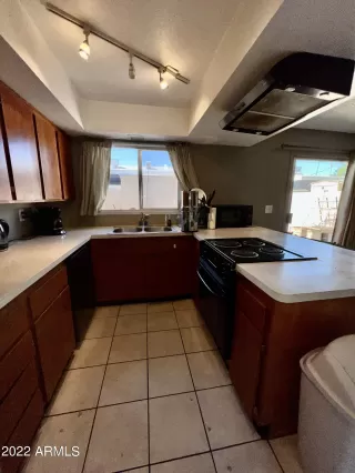 Photo #5: 6401172 Listing