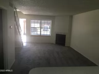 Photo #6: 6401536 Listing