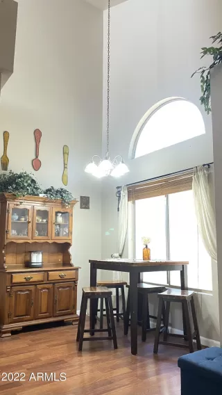 Photo #2: 6401612 Listing