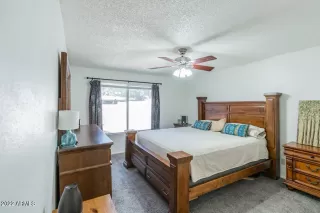 Photo #5: 6401902 Listing