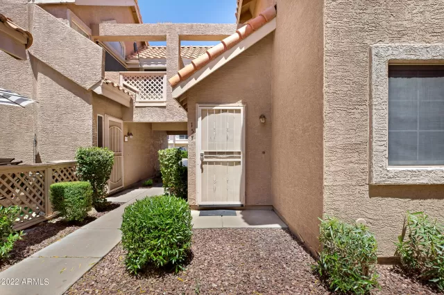 MLS: 6402105 Condo For Sale