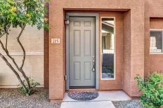 Photo #1: 6402333 Listing