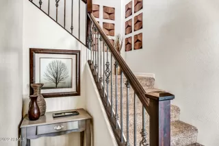 Photo #4: 6402333 Listing