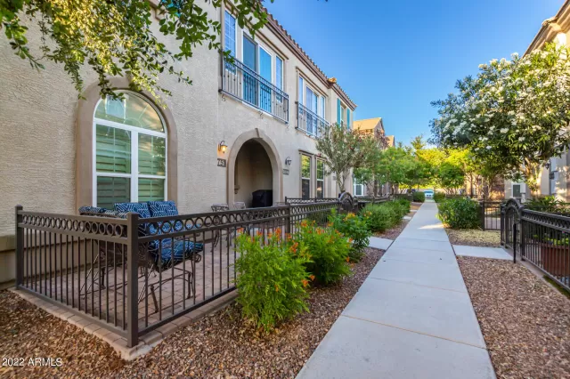 MLS: 6402420 Condo For Sale